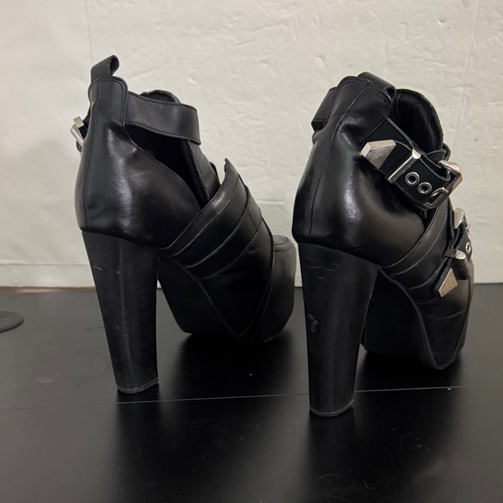 Jeffrey Campbell Black Platform Heels with Buckle Detail EU 40 - Picture 4 of 8